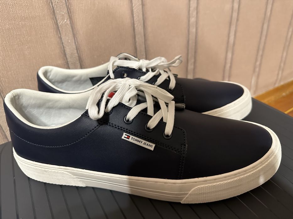 Мужские кроссовки 46 размера