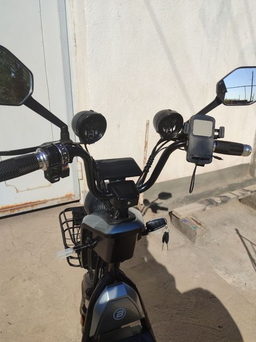 Tesla sikuter xolati yaxshi