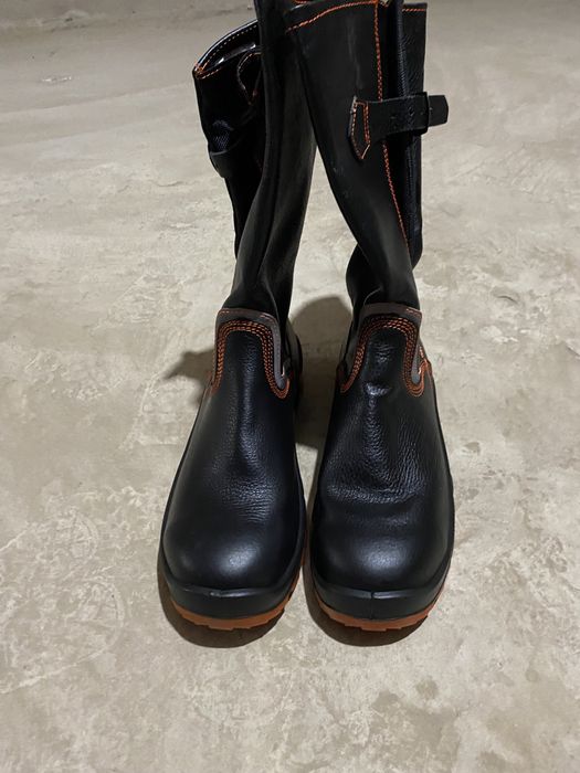 Продам ботинки………………!