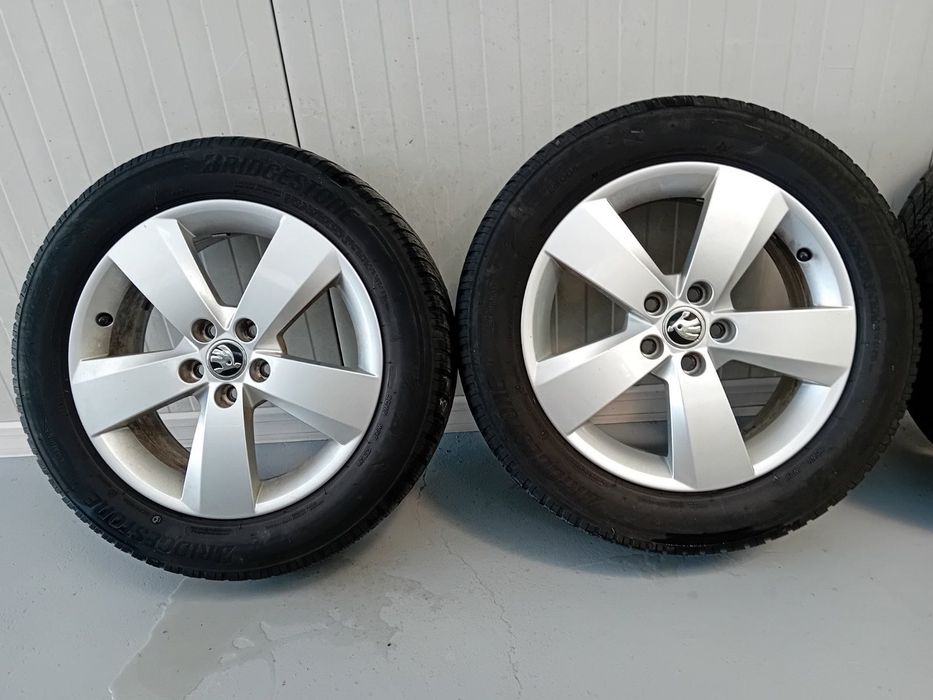 Лети Джанти Skoda 16* 5х100*57.1* 6.0J*ET35+Зимнигуми Bridgestone 195/60/16