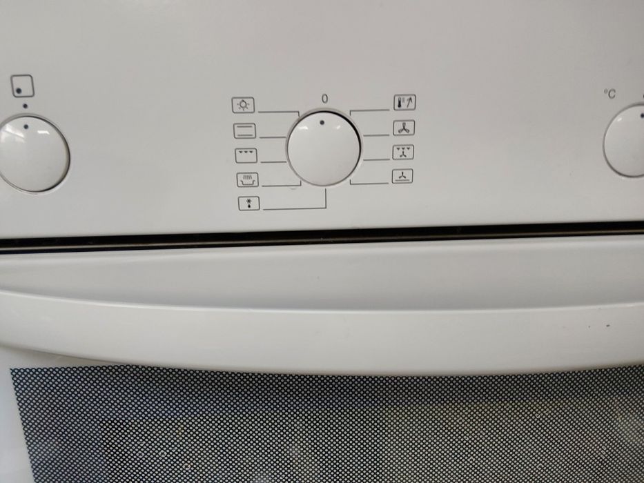 Уникална бяла печка за вграждане Миеле Miele  Made in Germany с 2 години гаранция!