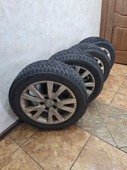 Резина зимняя Nokian + Диски Mazda