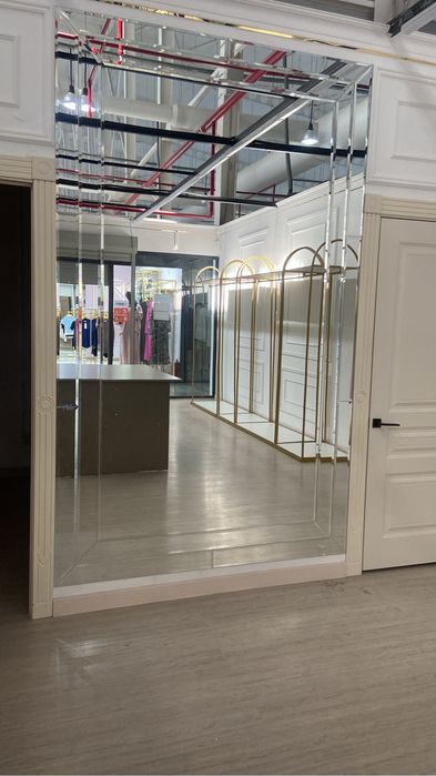 Мебели для магазина одежды