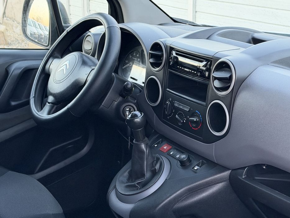 Citroen Berlingo 2018/02 - 1.6 HDI - A/C - 157.000 KM