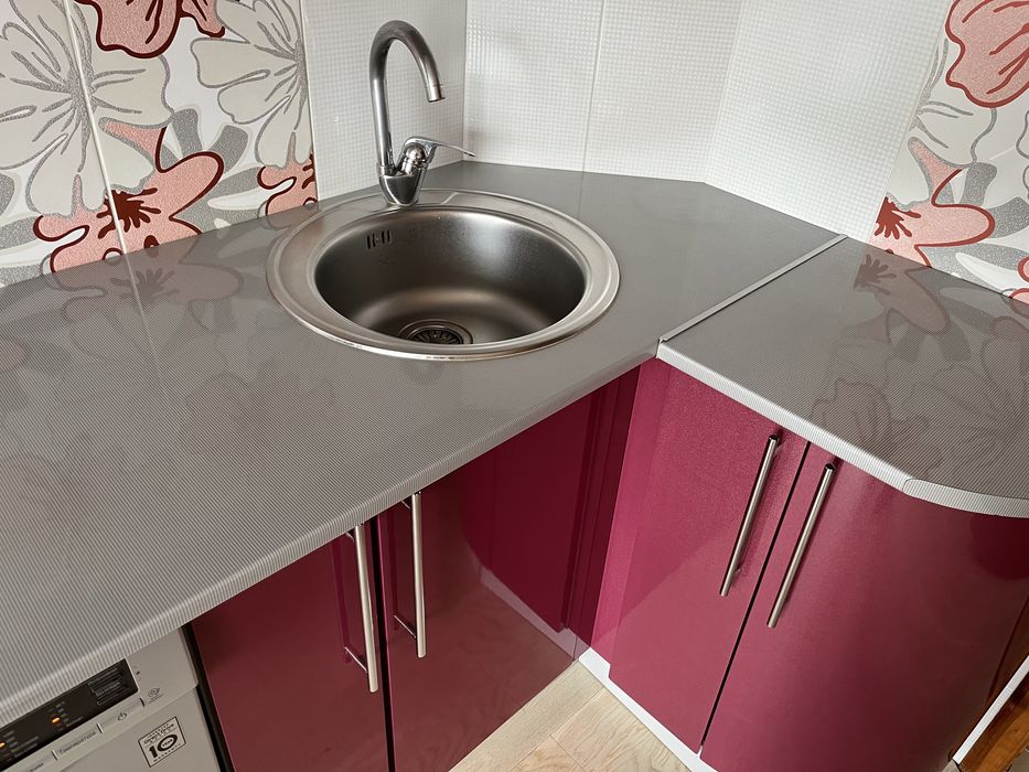 Кухонный гарнитур угловой