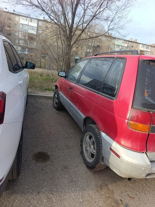 Продам или обменяю Митсубиси спэйс рунер