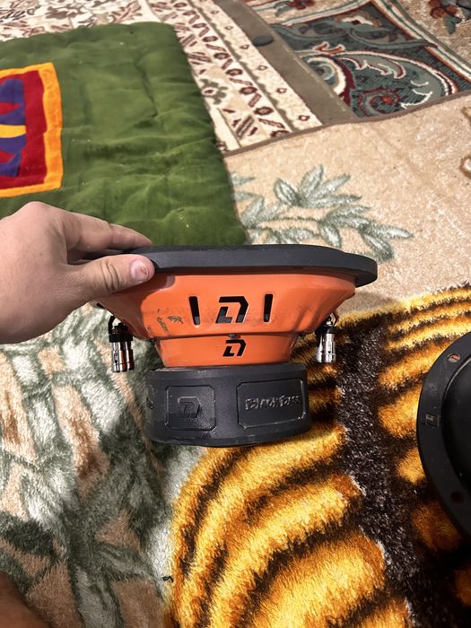 калонка дел аудио