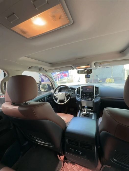 Other Land Cruiser 2020 — 7