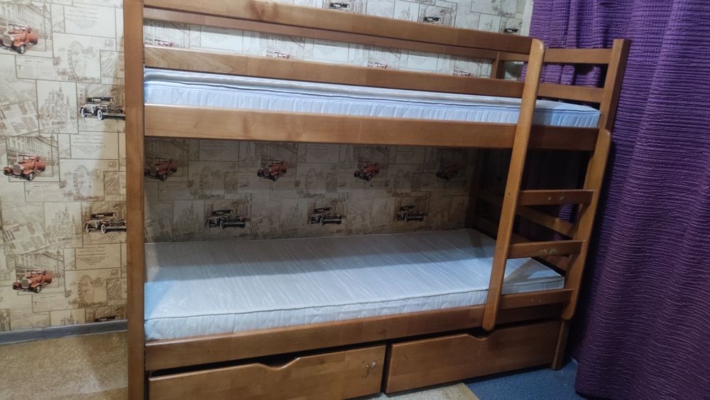 Двухъярусная кровать СРОЧНО
