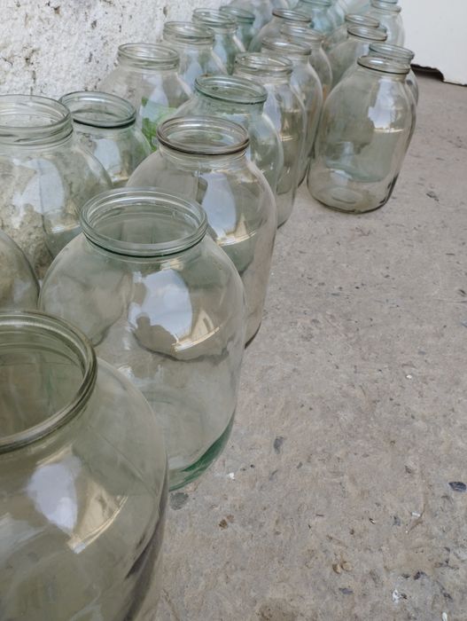 Bonka bor, банки  1 litr, 2 litr, 3 litr,narx toʻgʻri kesa tel qiling