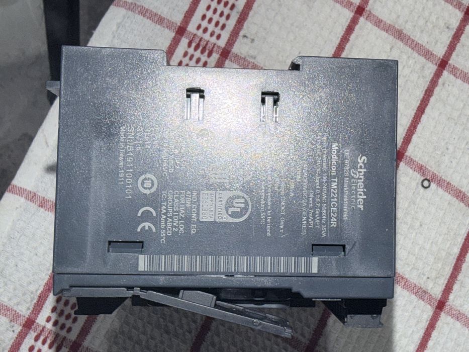 Plc Schneider Modicon+extensii