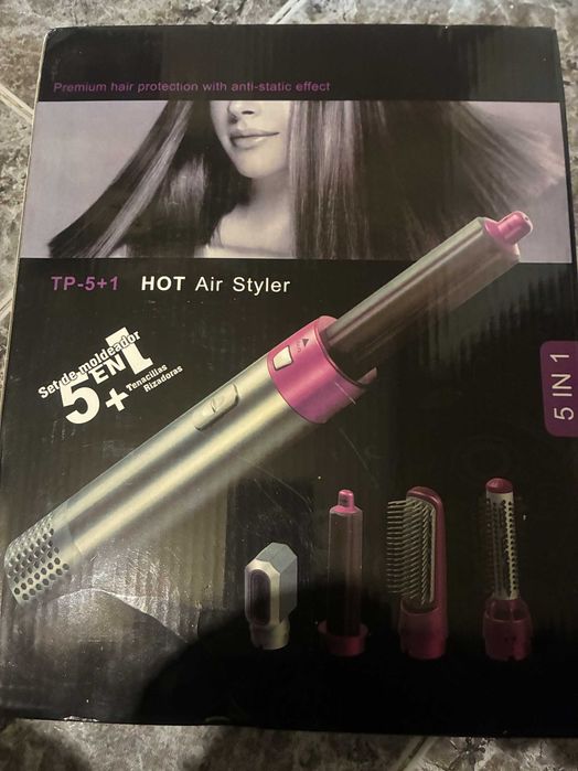 Мултифункционалният стайлер за коса TP-5+1 Hot Air Styler