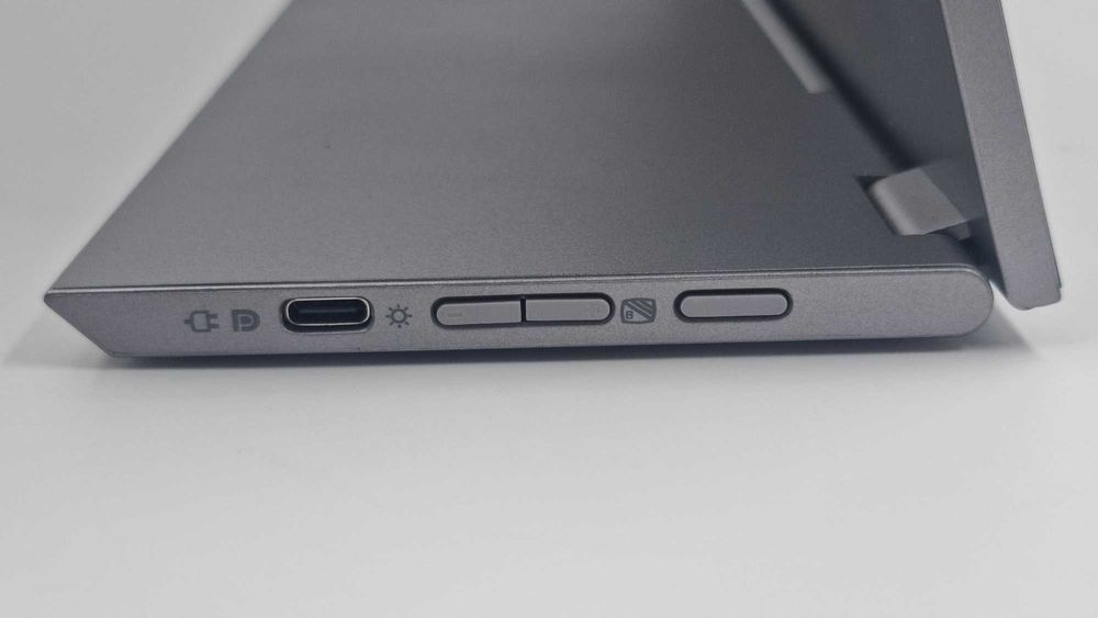 Monitor Lenovo L15 [Amanet Club Caro]