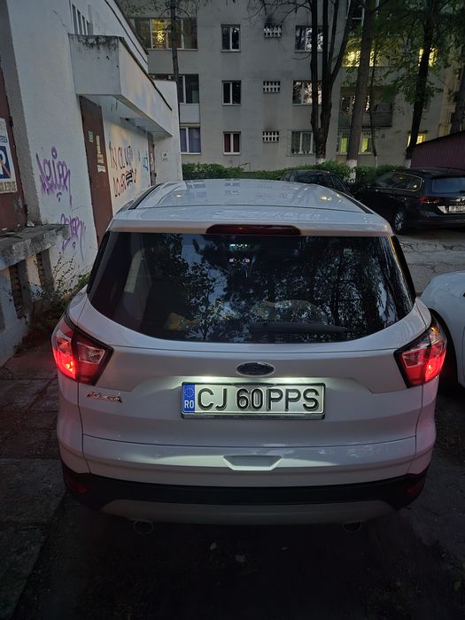 FORD Kuga 2018 — imagine 4