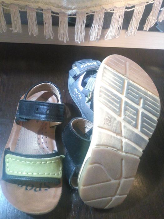 Детска летняя обувь. Размеры смотреть на фото.