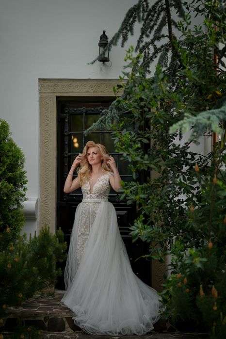 Rochie de mireasă cu trenă detașabilă