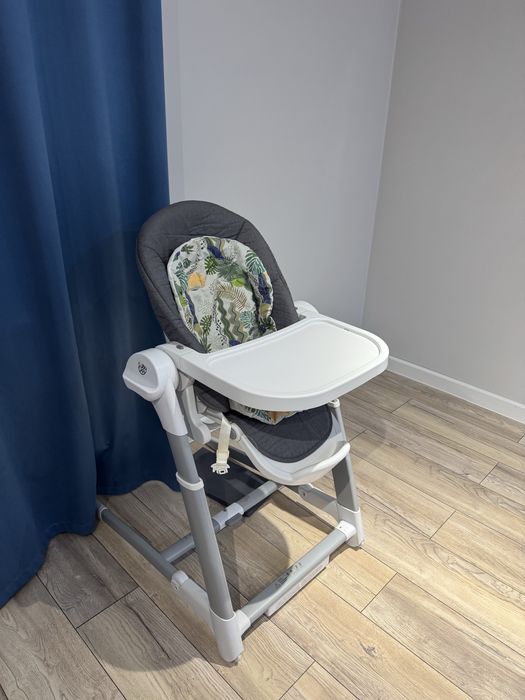 Продам стул для кормления-шезлонг