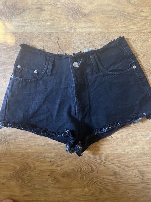 Дамски къси гащи