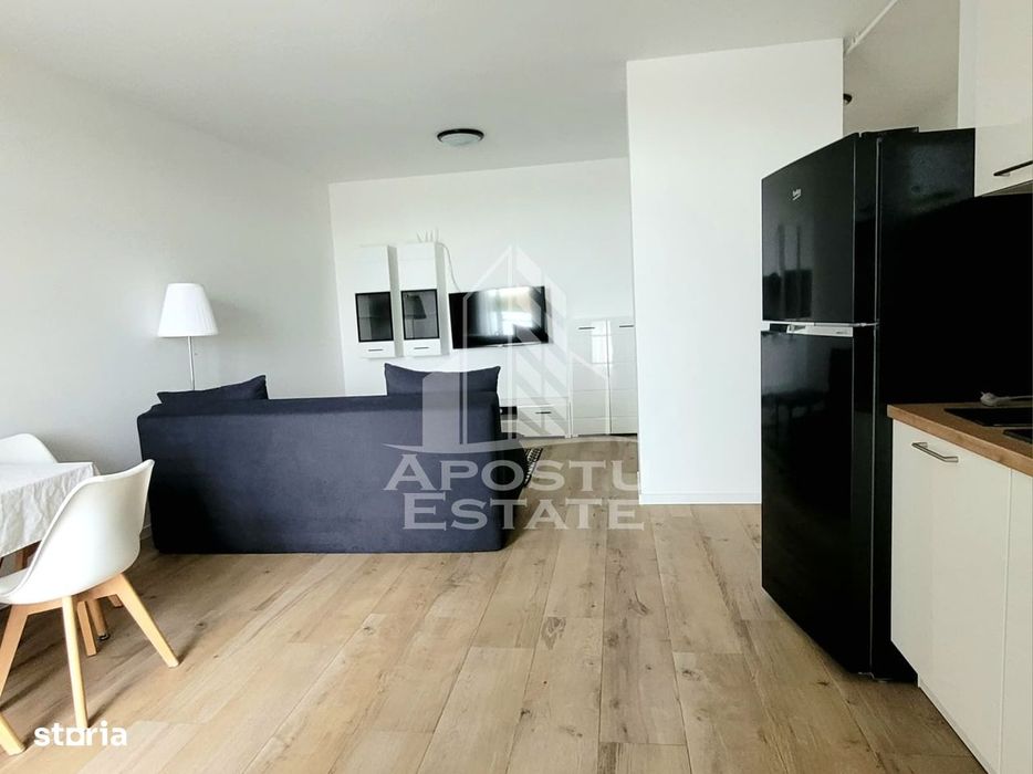Apartament cu 2 camere, semidecomandat, cu parcare, zona Torontarului