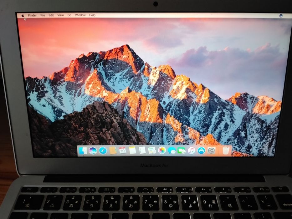 MacBook Air 11” (Mid 2013) – Stare bună
Vând MacBook Air 11 inch (Mid