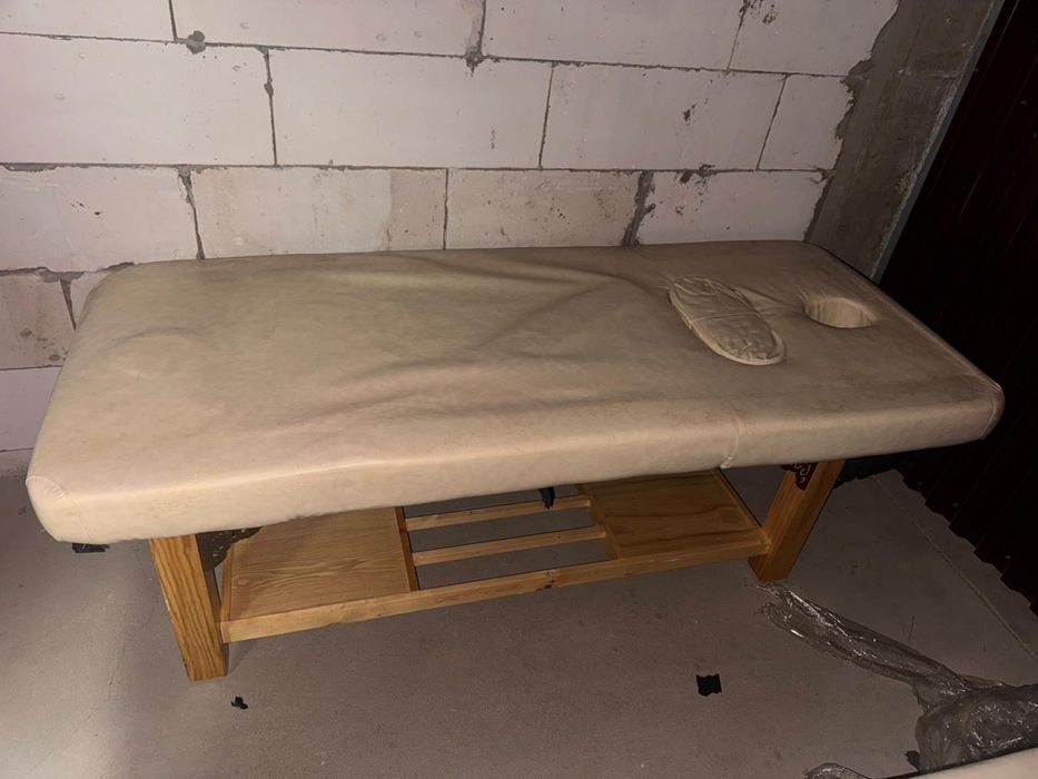 Срочно продам! Массажная кушетка