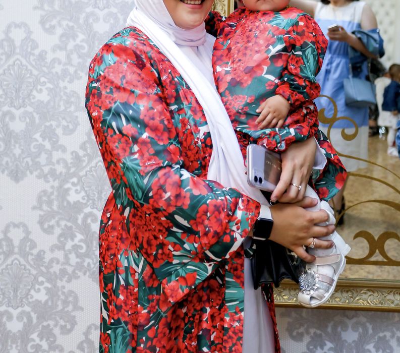 Продам Абайя с платьем