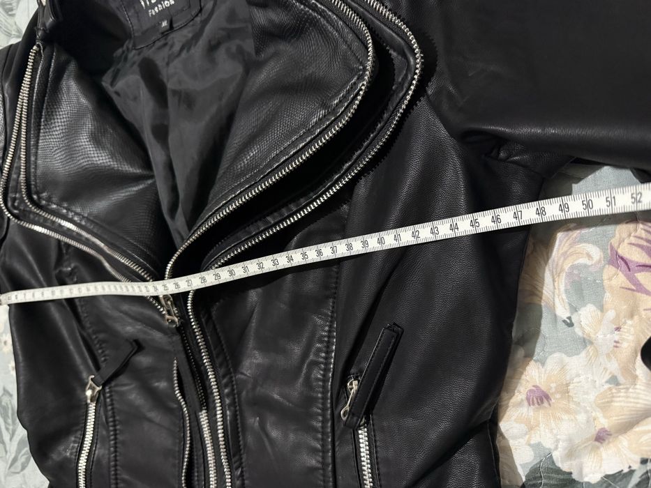 Geaca cambrata piele eco
