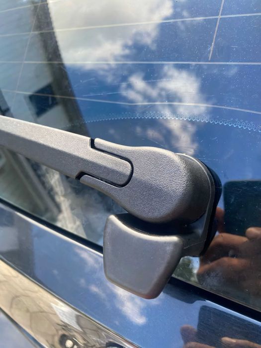 Гаранция! Бутон за Отваряне на Стъклото на Багажника - BMW E46 E61 E91