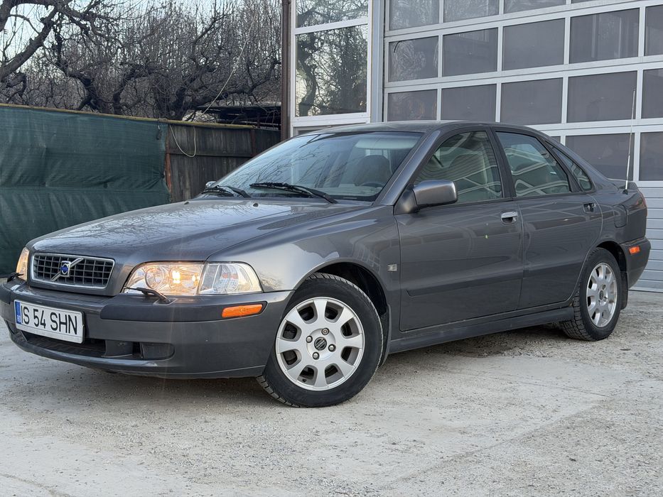 Volvo S40, 1.9 dCi, piele, incalzire scaune, clima, navi