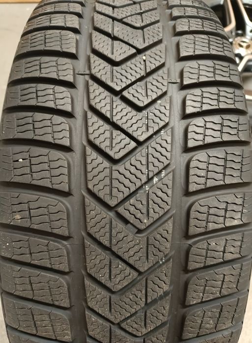 Оригинални джанти с гуми зимни 19 цола Mercedes S-klasse W223 дот 2022