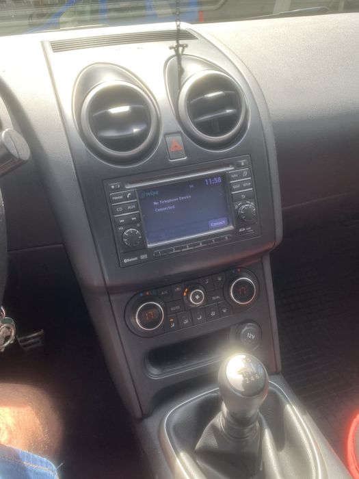 Vand nissan qashqai +2 anul 2011 in stare buna de functionare mai multe detalii si poze la nr 0754843974