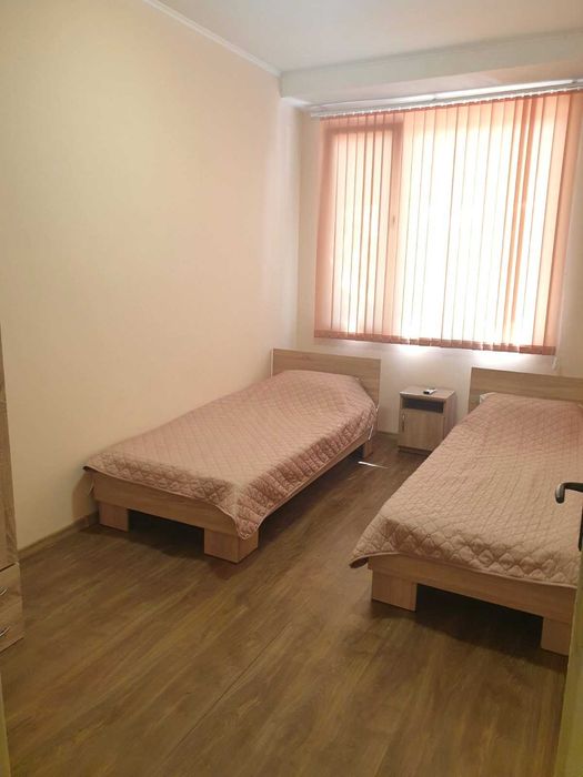 Дава се под наем Тристаен апартамент в Варна, Гръцка махала - 70 кв.м за 510 € - Снимка #4