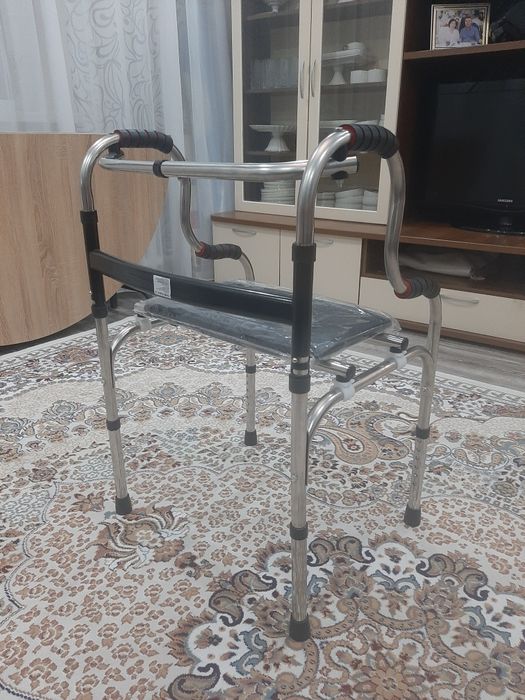 Продаю ходунок для взрослых