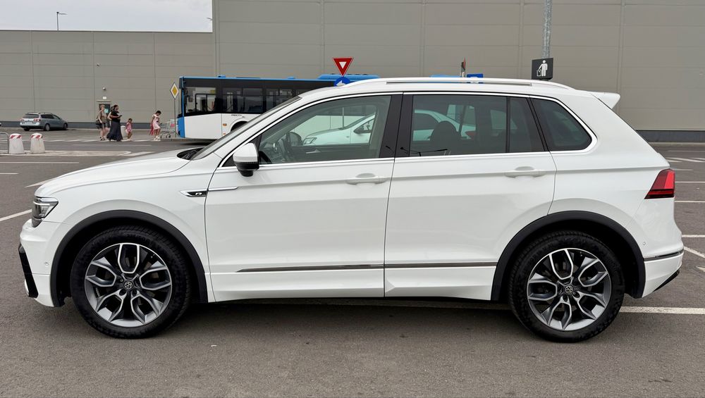 VW Tiguan R line - 4x4 - Automat - DSG - Full-options