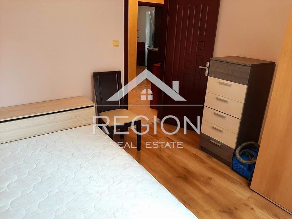 Дава се под наем Тристаен апартамент в Варна, Лятно кино Тракия - 90 кв.м за 484.5 € - Снимка #8