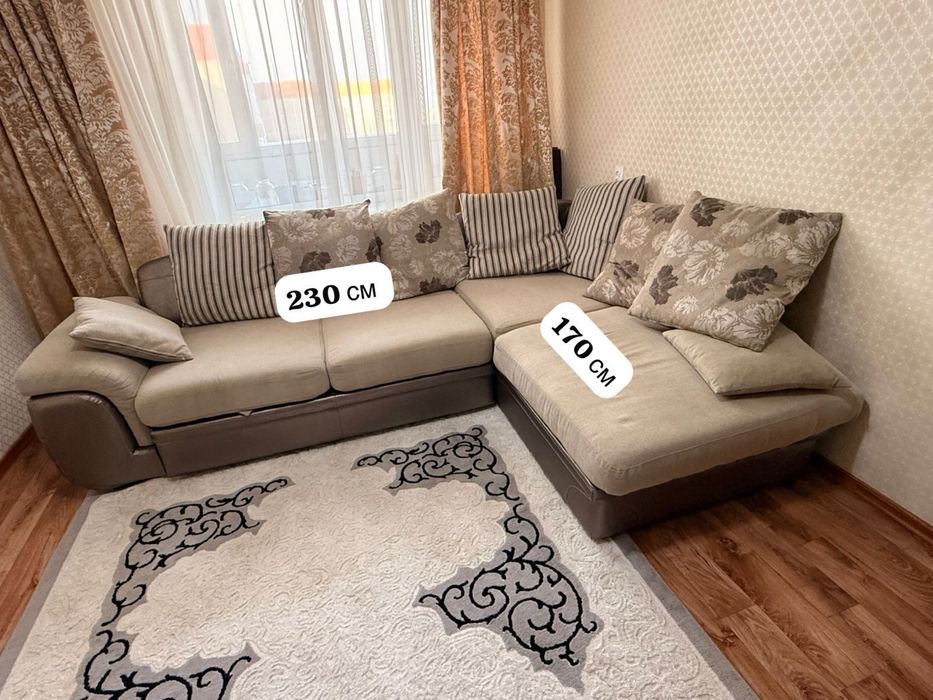 Продаю угловой диван