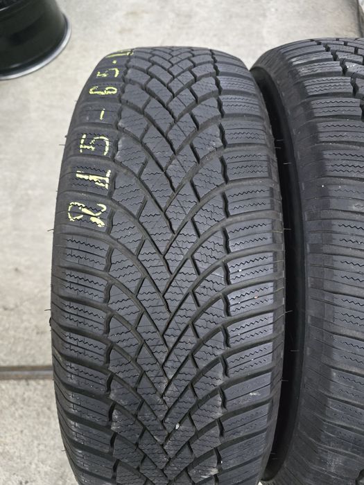 2 Броя 215/65/17 Bridgestone 7mm 22dot