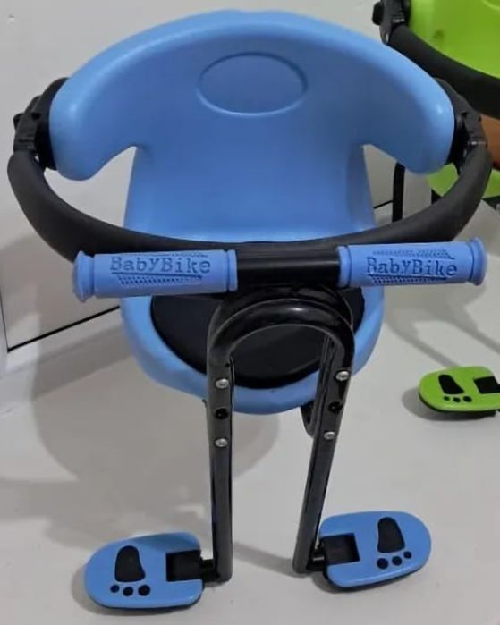 Продам велокресло детское