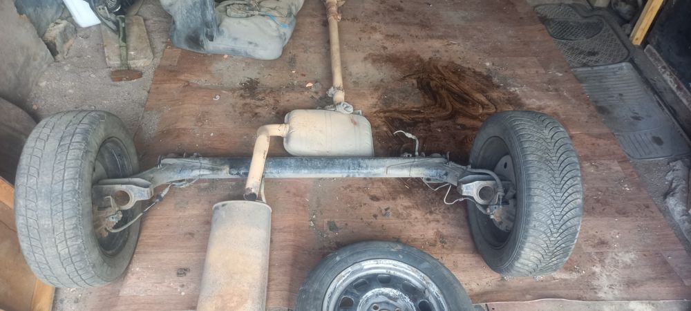 Задняя балка гольф 3