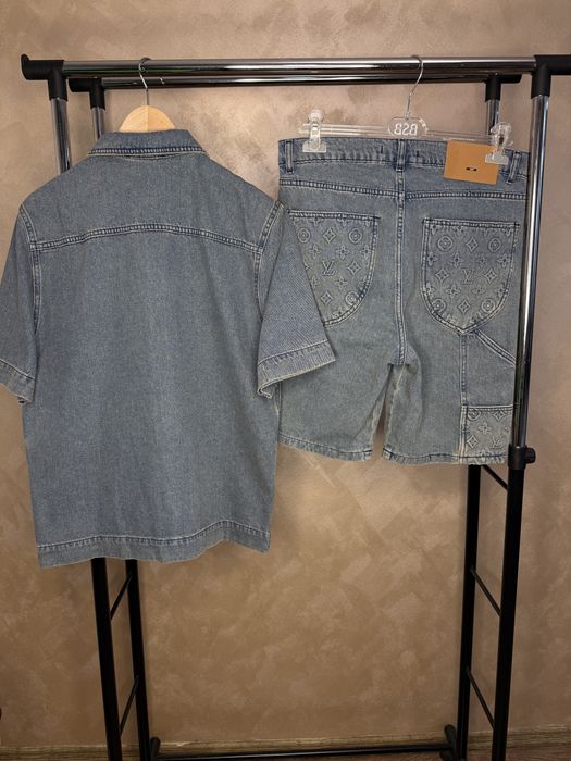 Compleu Louis Vuitton