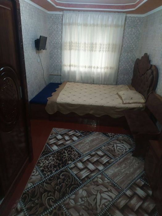 Сдается 2х комнатная квартира
С обстановкой
В горде Алмалыке