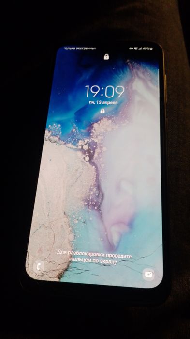 Продам телефон Samsung A20