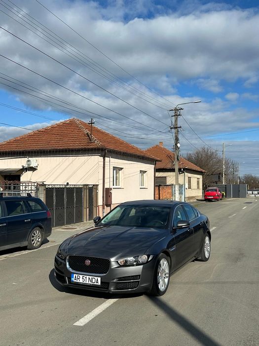 Vând/ schimb Jaguar XE