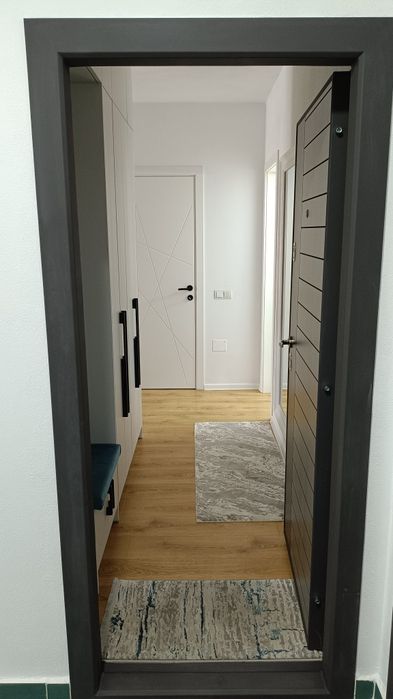 Apartament cu 3 camere, 67,7 mp + boxă 10,06 mp, et. 3/3, mobilat si utilat, str. Emil Racovita, zona Arex – Cartier Green Residence Alba Iulia — fotografia 3
