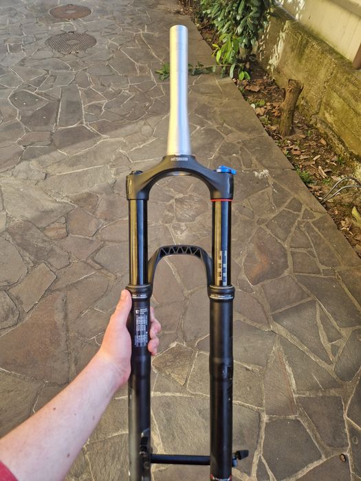 Furca RockShox Revelation RL 27.5 140mm -BOOST 15x110 -Tapered- stare de functionare perfecta