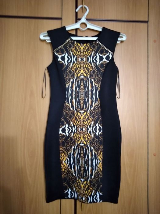 Туники платье 4 ШТУКИ Нарядные . Очень.Красивые