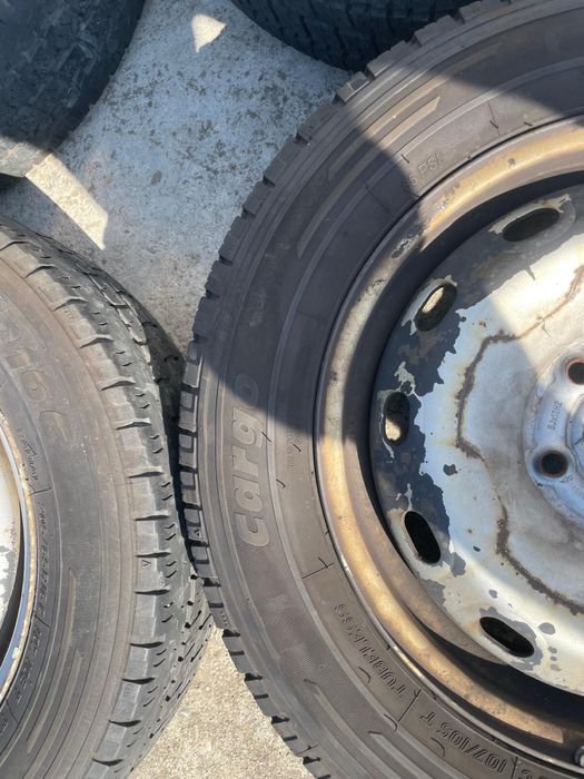 4x Roti  205/65R16C - Opel Vivaro 2017 - Anvelope M+S ca si noi!