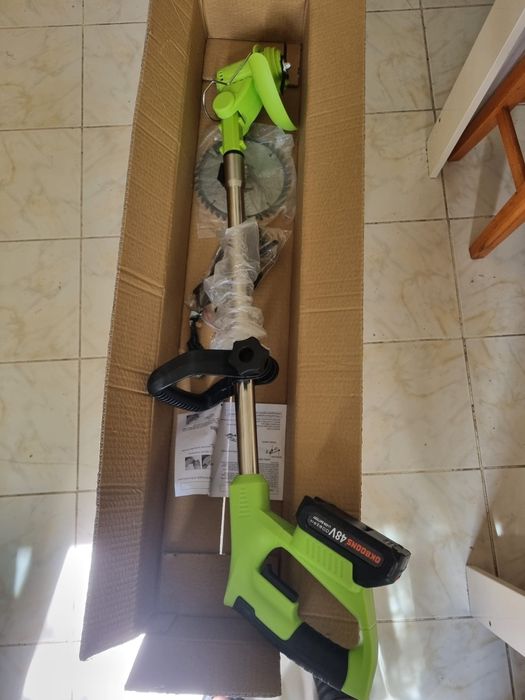 De vânzare motocositoare pe acumulator p