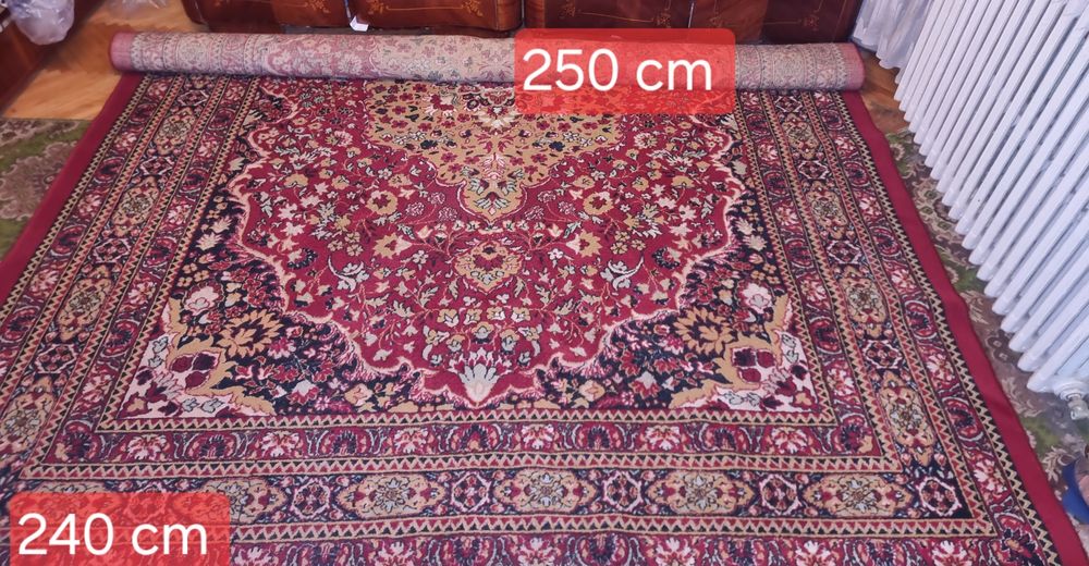 Covor din perjă in stare foarte buna