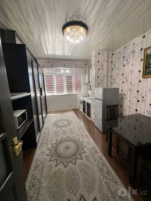 Qoratoshda qizlarga Xalqlar do'stligi Дружба Tashkent City bezmaklera